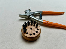 Load image into Gallery viewer, x Fudge pliers by R.Hess
