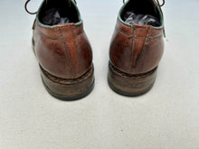 Load image into Gallery viewer, Traditional German - Austrian shoes
