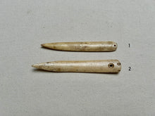 Load image into Gallery viewer, Sleeking bone, vintage
