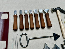 Load image into Gallery viewer, Shoemaker tool set kit for beginners in shoemaking PRO
