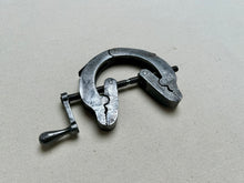 Load image into Gallery viewer, x Waist lasting clamp by Bost Frères
