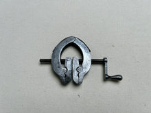 Load image into Gallery viewer, x Waist lasting clamp by Bost Frères
