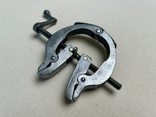 Load image into Gallery viewer, Waist lasting clamp by Heymann PARIS

