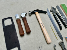 Load image into Gallery viewer, Shoemaker tool set BASIC
