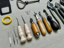 Load image into Gallery viewer, Shoemaker tool set kit for beginners in shoemaking PRO
