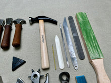 Load image into Gallery viewer, Shoemaker tool set kit for beginners in shoemaking PRO

