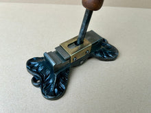 Load image into Gallery viewer, Aglet crimping machine by DAUDE

