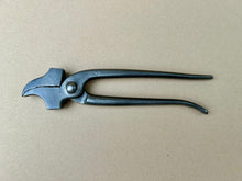 Load image into Gallery viewer, Shoemaker lasting pliers brand "Glocke"
