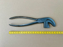 Load image into Gallery viewer, Shoemaker lasting pliers by Johannes Lupp Söhne

