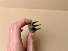 Load image into Gallery viewer, Button hole punches, oval shape
