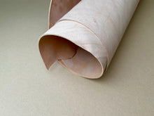 Load image into Gallery viewer, Leather by tannery Martin
