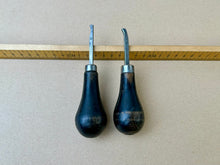 Load image into Gallery viewer, Stitch marker by Postbüschel
