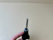 Load image into Gallery viewer, Stitch marker by Postbüschel

