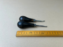 Load image into Gallery viewer, Stitch marker by Postbüschel
