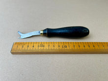 Load image into Gallery viewer, Shoemaker welt knife
