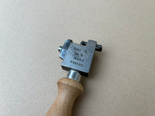 Load image into Gallery viewer, Adjustable edge iron with fudge wheel

