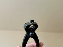 Load image into Gallery viewer, Boot lace speed hooks, vintage
