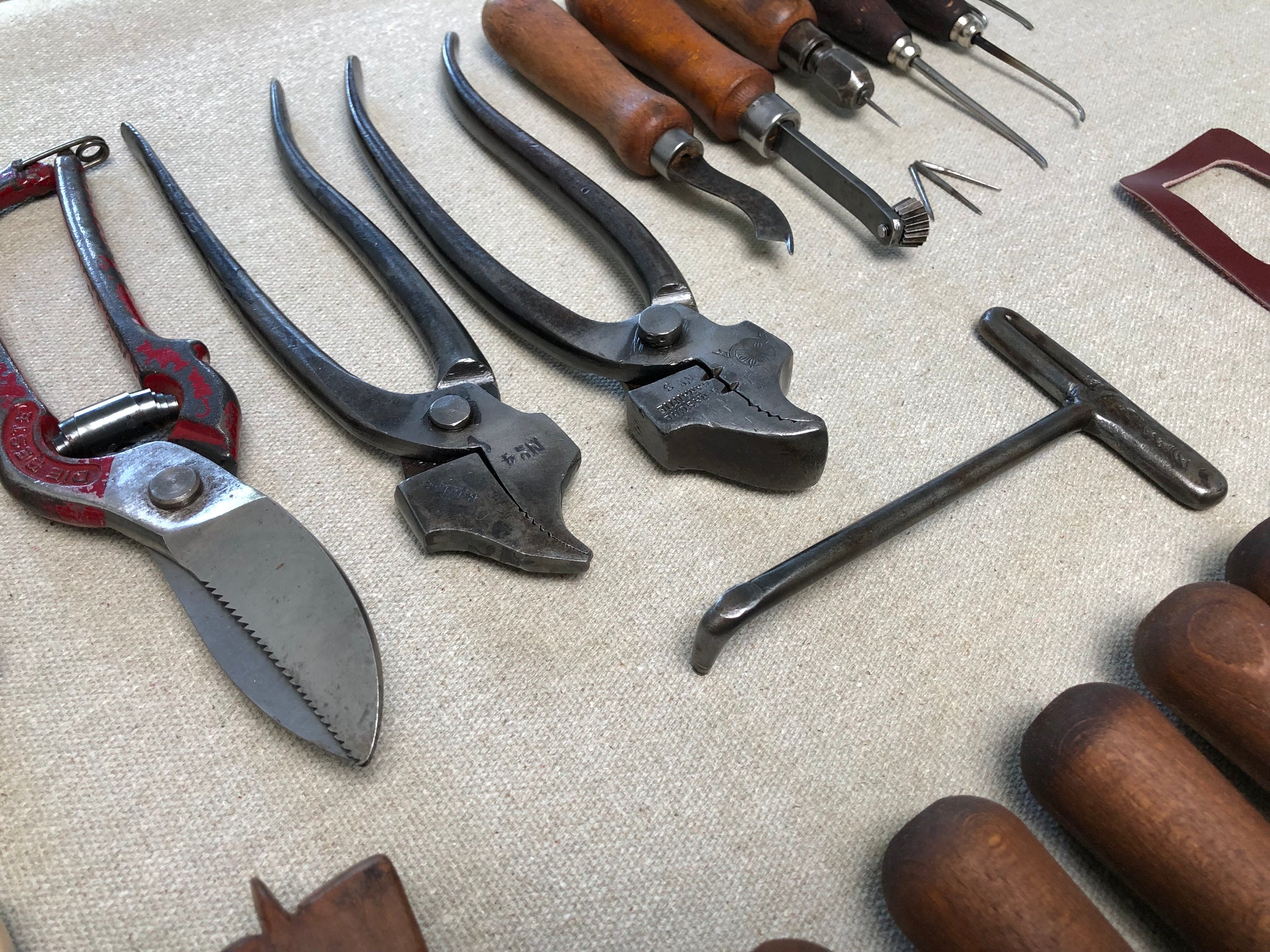 Shoemaker tool set kit for beginners in shoemaking PRO – Shoemakercraft