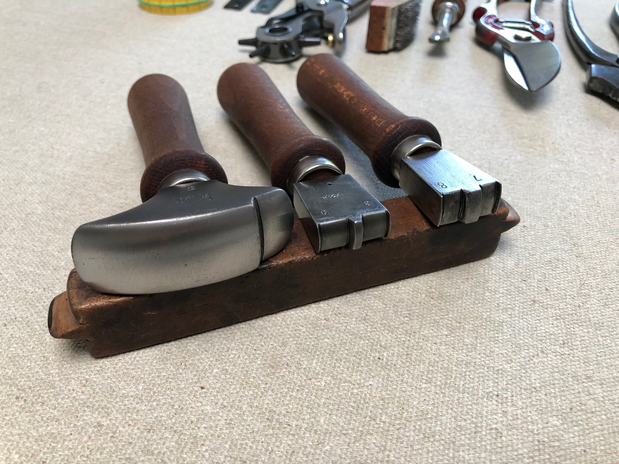 Shoemaker tool set kit for beginners in shoemaking PRO – Shoemakercraft