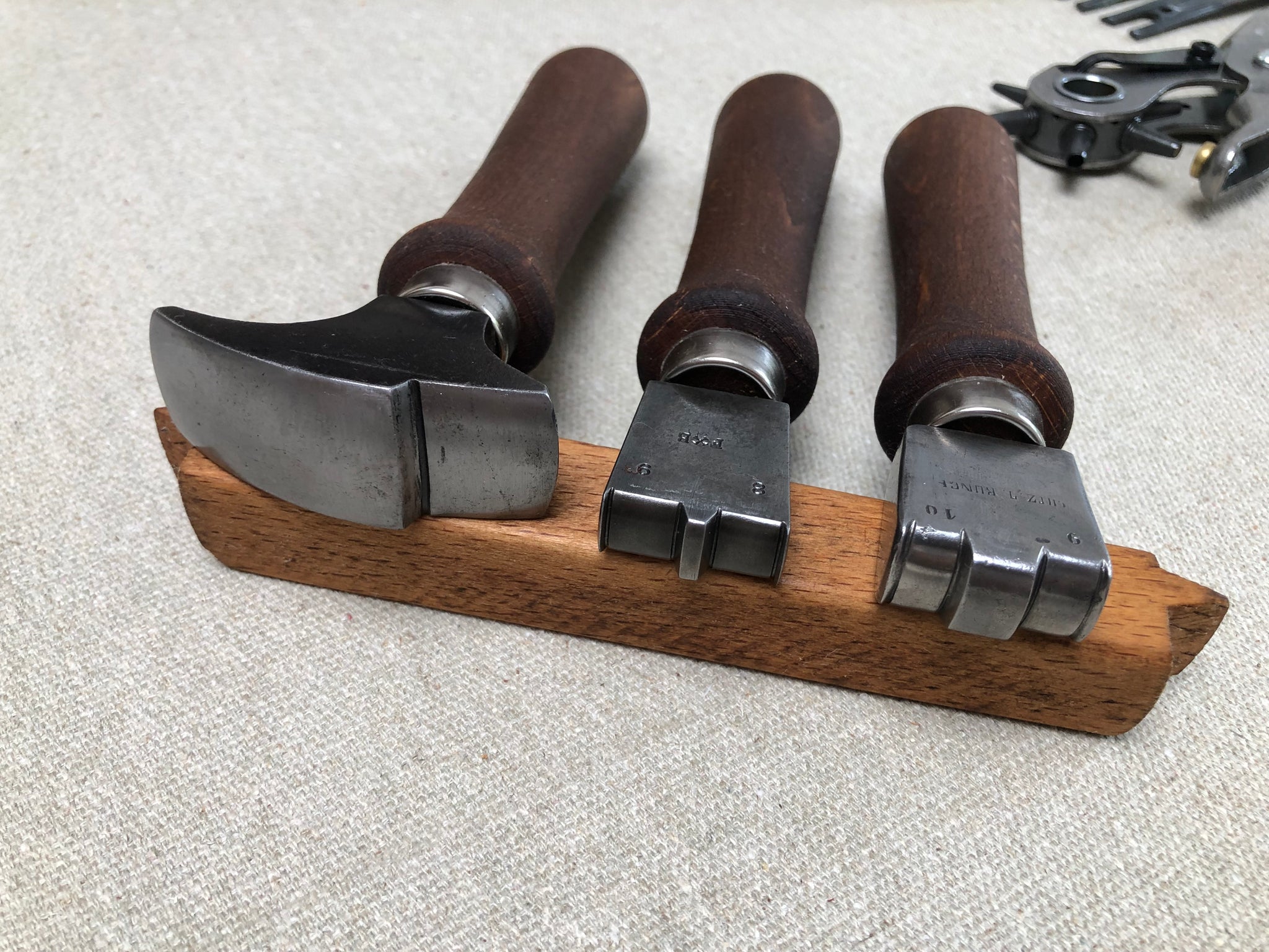 Shoemaker tool set kit for beginners in shoemaking PRO – Shoemakercraft