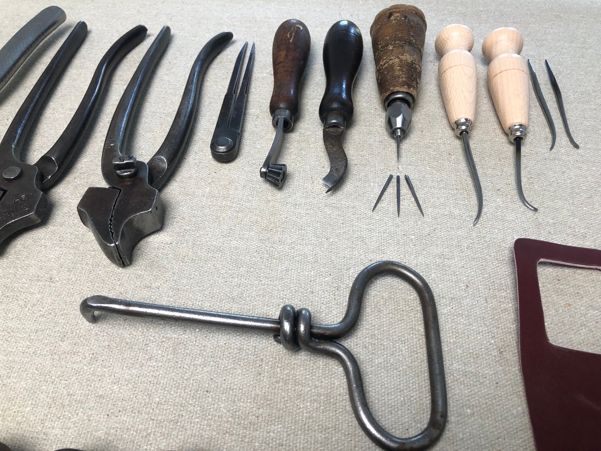 Shoemaker tool set kit for beginners in shoemaking PRO – Shoemakercraft