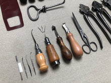 Load image into Gallery viewer, Shoemaker tool set kit for beginners in shoemaking PRO
