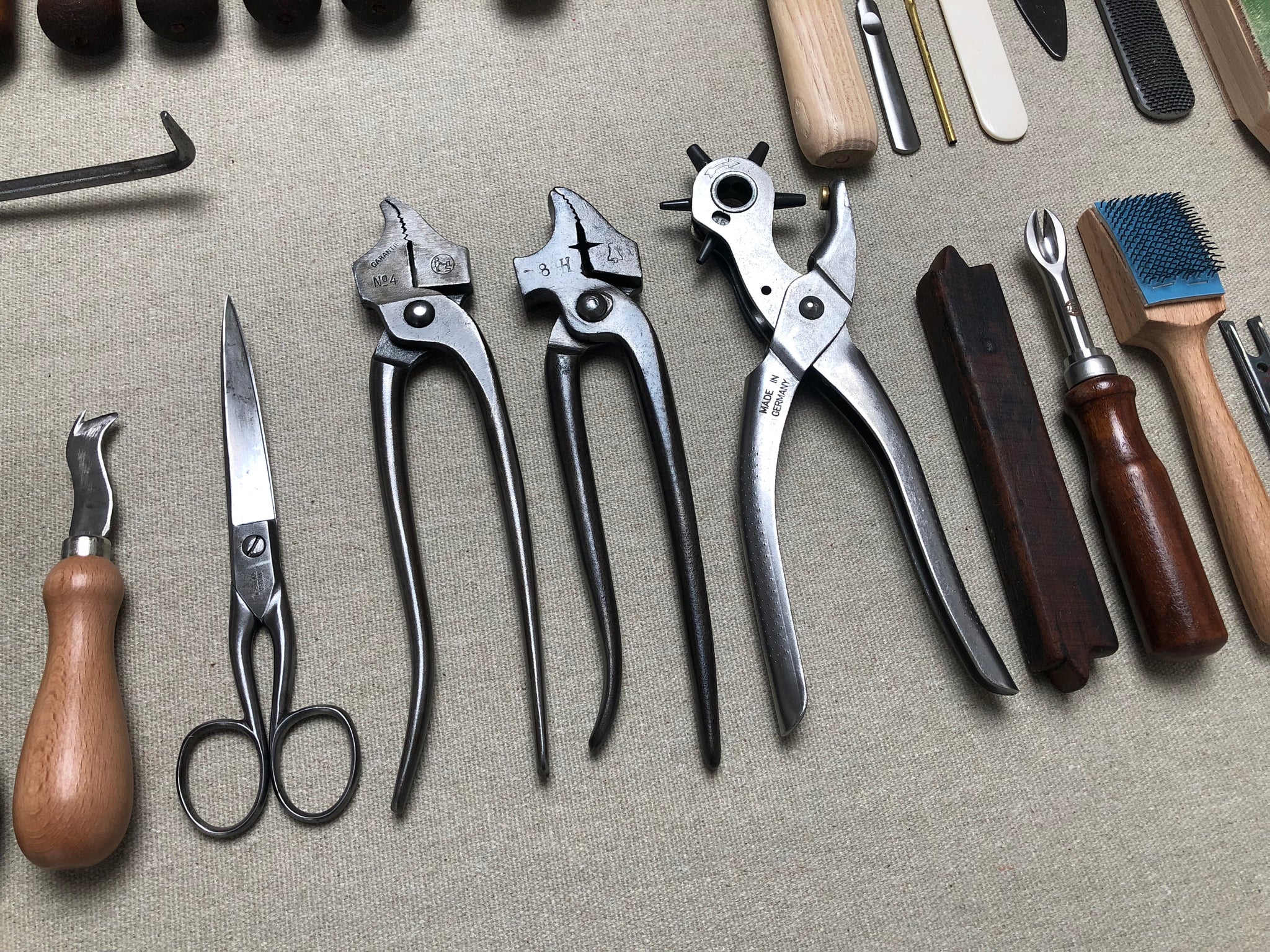 Shoemaker tool set kit for beginners in shoemaking PRO – Shoemakercraft