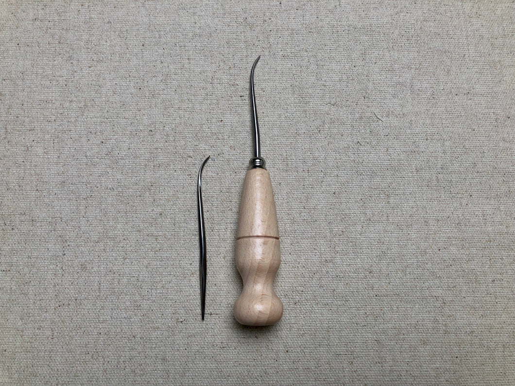 Awl handle with 2 welting awls