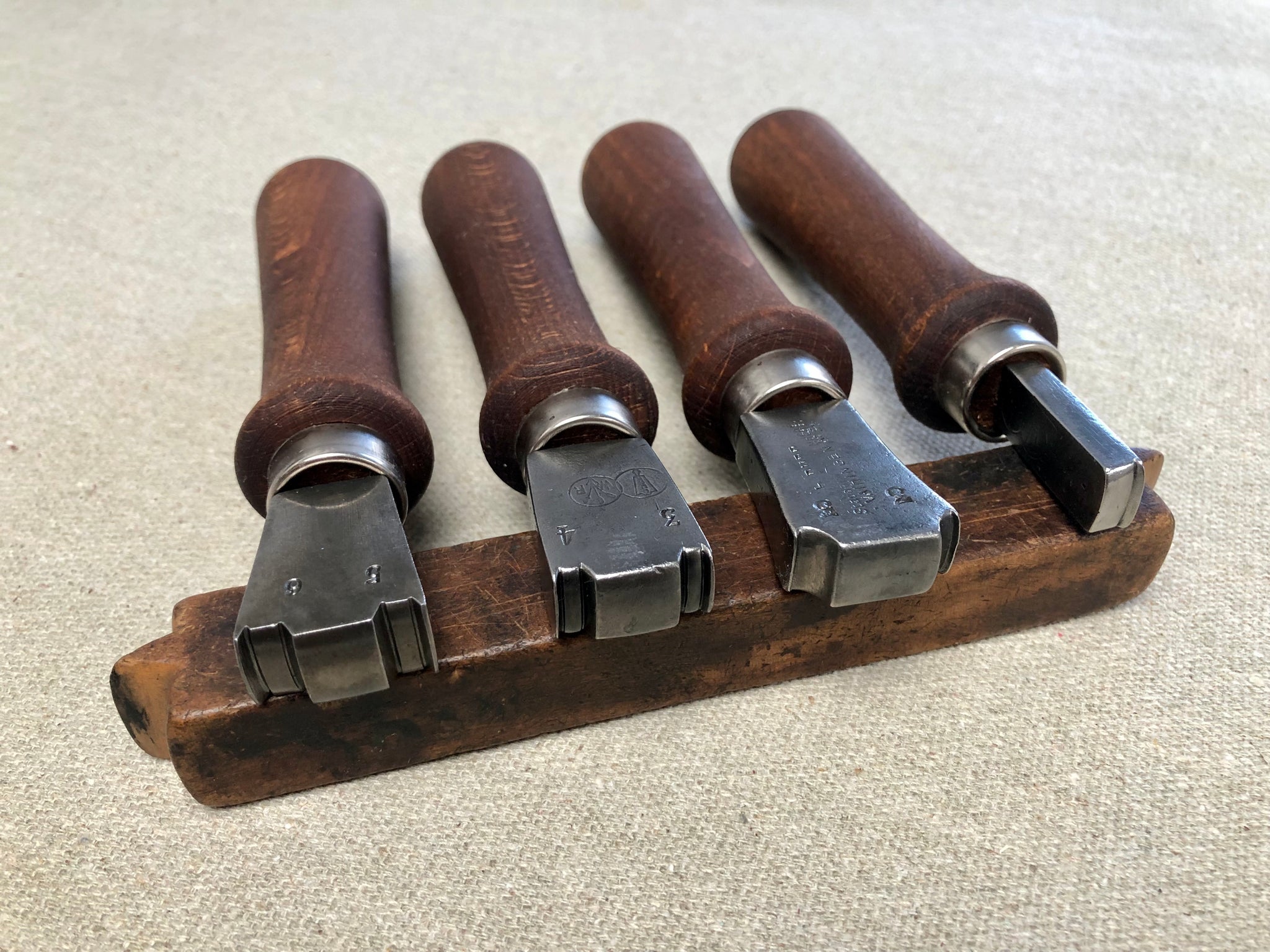 Shoemaker tool set kit for beginners in shoemaking PRO – Shoemakercraft