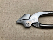 Load image into Gallery viewer, Shoemaker lasting pliers by ECZA
