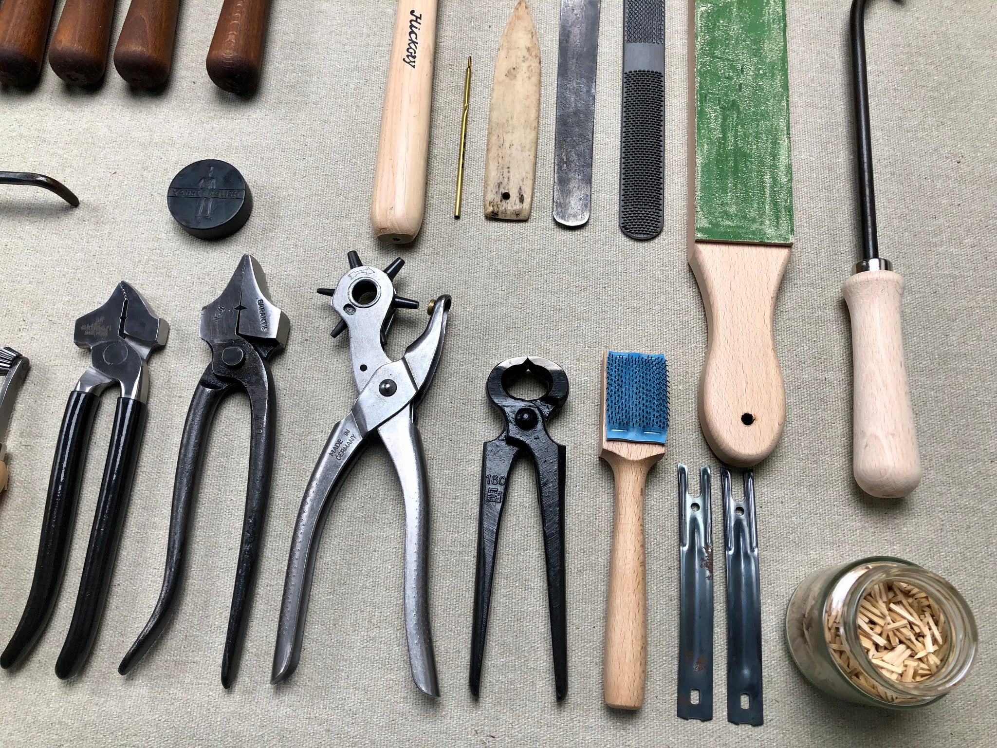 Shoemaker tool set kit for beginners in shoemaking PRO – Shoemakercraft