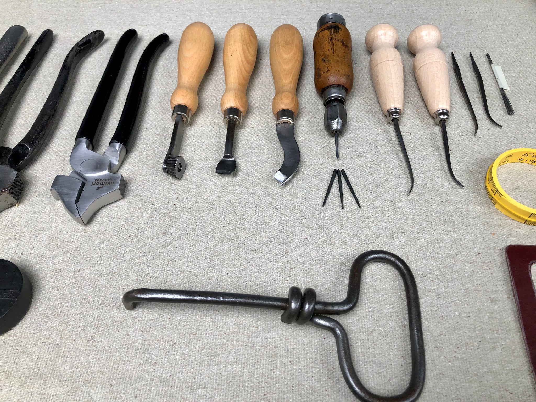 Shoemaker tool set kit for beginners in shoemaking PRO – Shoemakercraft