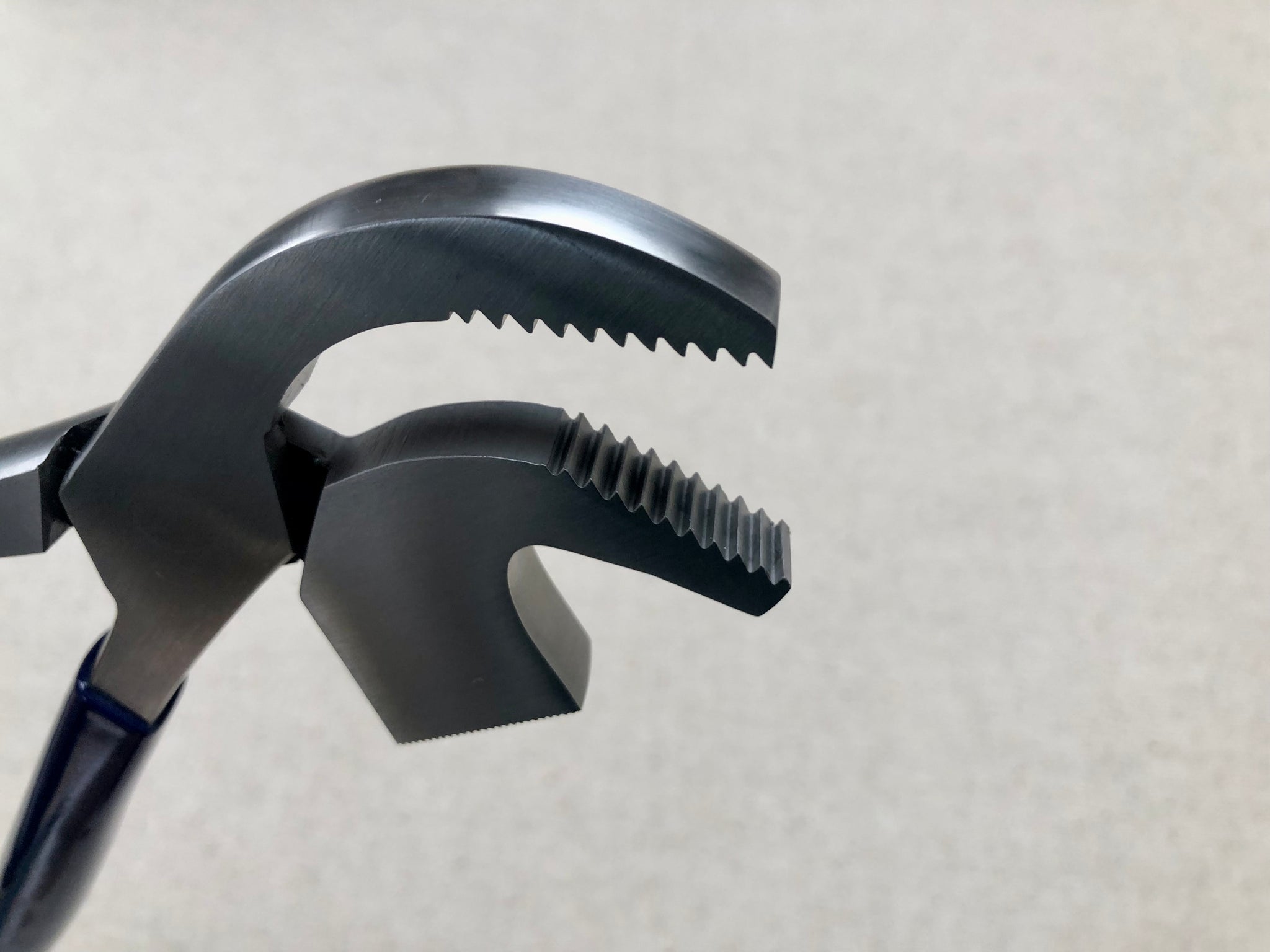 Shoemaker lasting pliers by F.DICK – Shoemakercraft