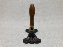 Load image into Gallery viewer, Aglet crimping machine by DAUDE
