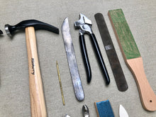 Load image into Gallery viewer, Shoemaker tool set BASIC
