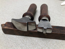 Load image into Gallery viewer, Shoemaker tool set BASIC
