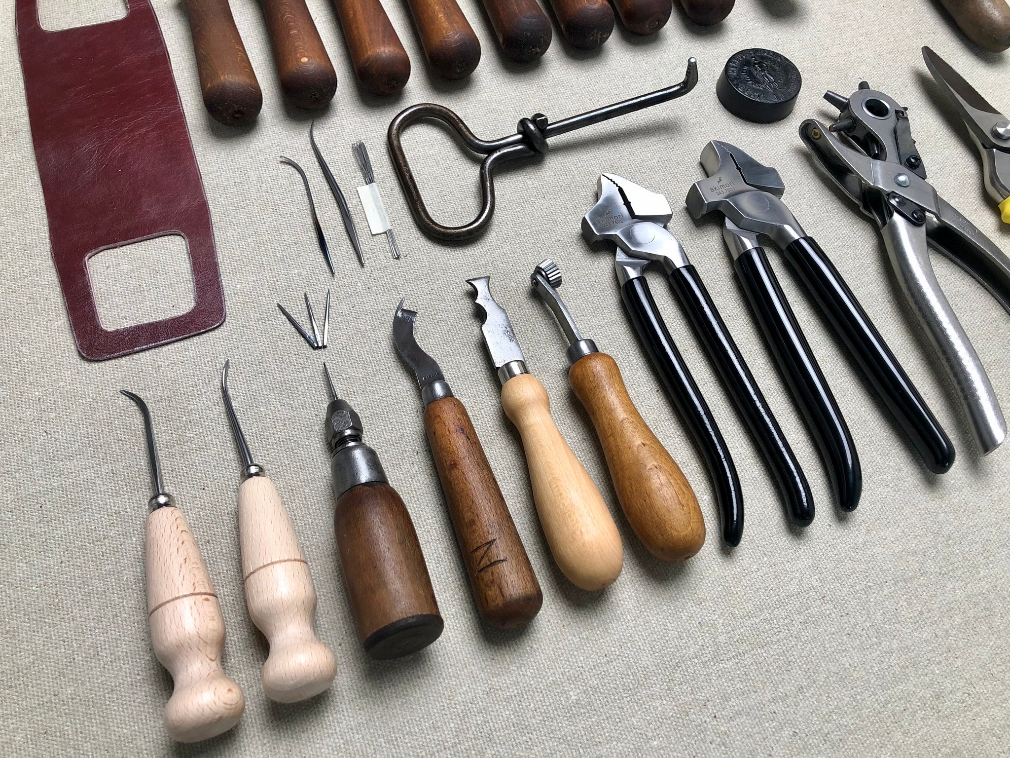 Shoemaker tool set kit for beginners in shoemaking PRO – Shoemakercraft