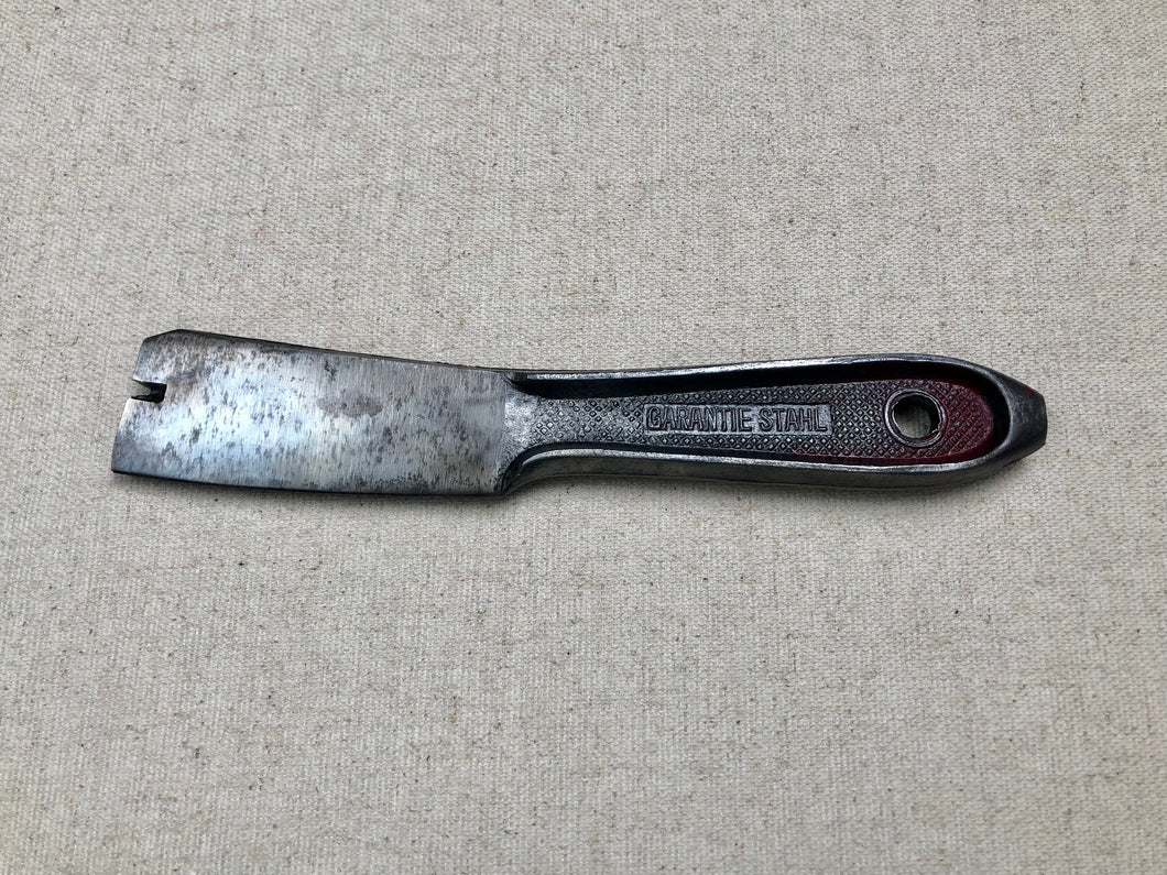 Shoemaker heel pry, batting knife D.R.G.M