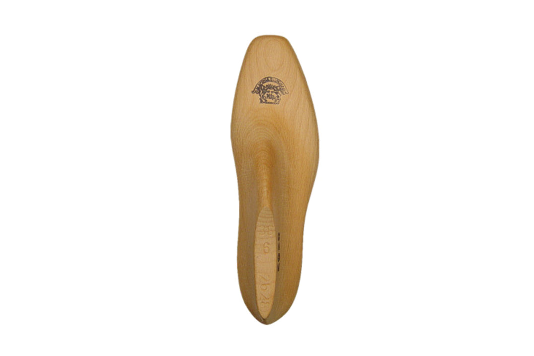 Wooden shoe last 2628 for bespoke shoemaking, 40 mm