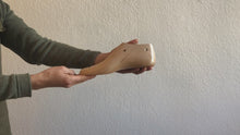 Load and play video in Gallery viewer, Wooden sneaker last 1653023 for bespoke shoemaking, 5 mm, 10 mm, 25 mm
