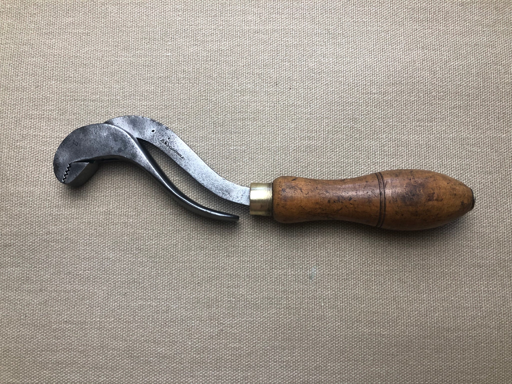 新品未開封 Squeezers Bulldog Design 1個 z Barnsley Saddlers Bulldog Pliers for shoe and boot makers