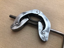 Load image into Gallery viewer, z Shoemaker bootmaker waist lasting clamp by RASCHE
