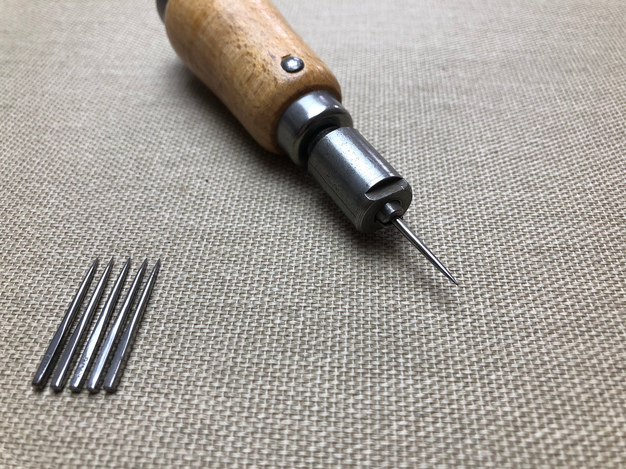 Saddler's stitching awl, Leather Craft Tools