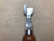 Load image into Gallery viewer, z Feathering knife, flat shape - R.Hess Magstadt
