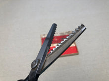 Load image into Gallery viewer, z Pinking shears 7 inch in original packaging
