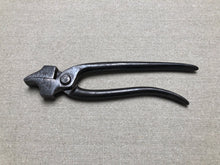 Load image into Gallery viewer, x Shoemaker lasting pliers by Emil Brinkmann 1914
