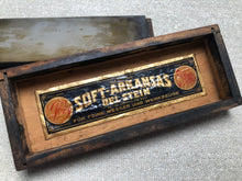 Load image into Gallery viewer, z Oil sharpening stone, antique
