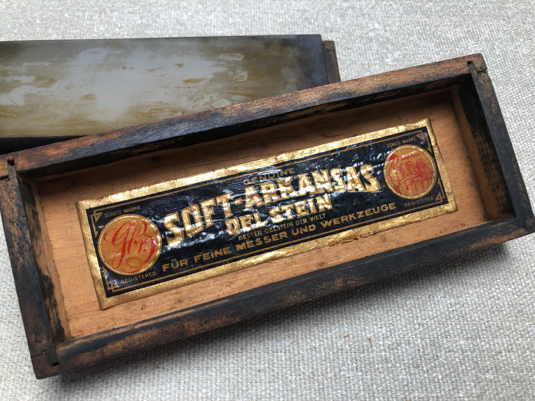 z Oil sharpening stone, antique